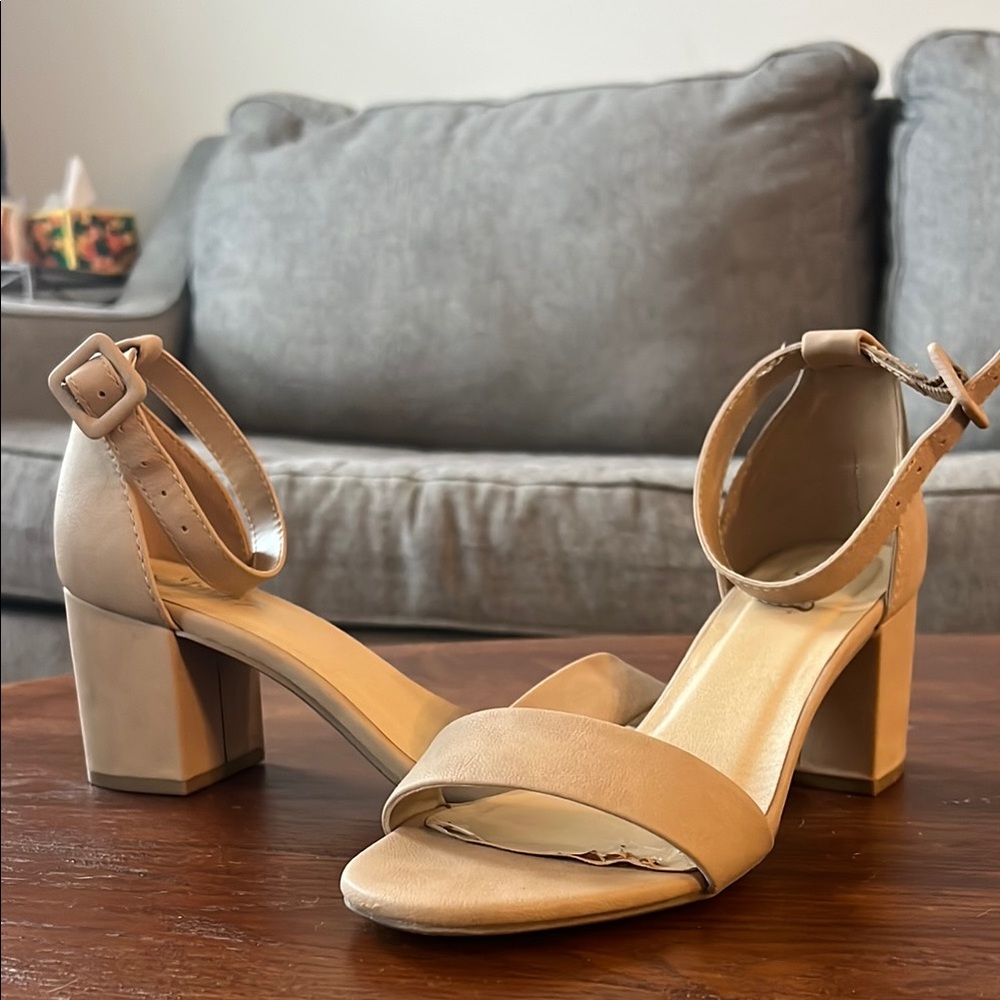 Elegant Tan Block Heel Sandals
